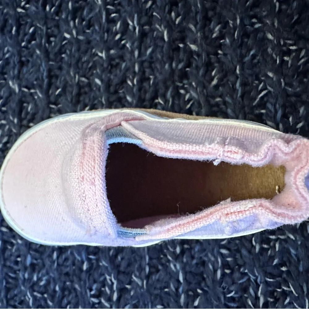 Robeez Pink Soft Sole Baby Shoes 0-6 Months